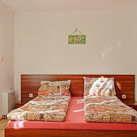 Guest house Rhodope's Heaven Dikchan *